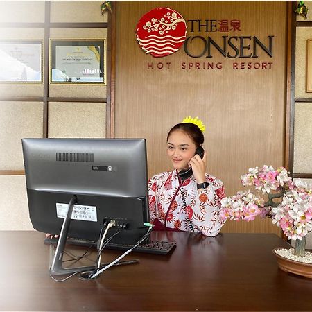 The Onsen Hot Spring Resort Batu  Dış mekan fotoğraf